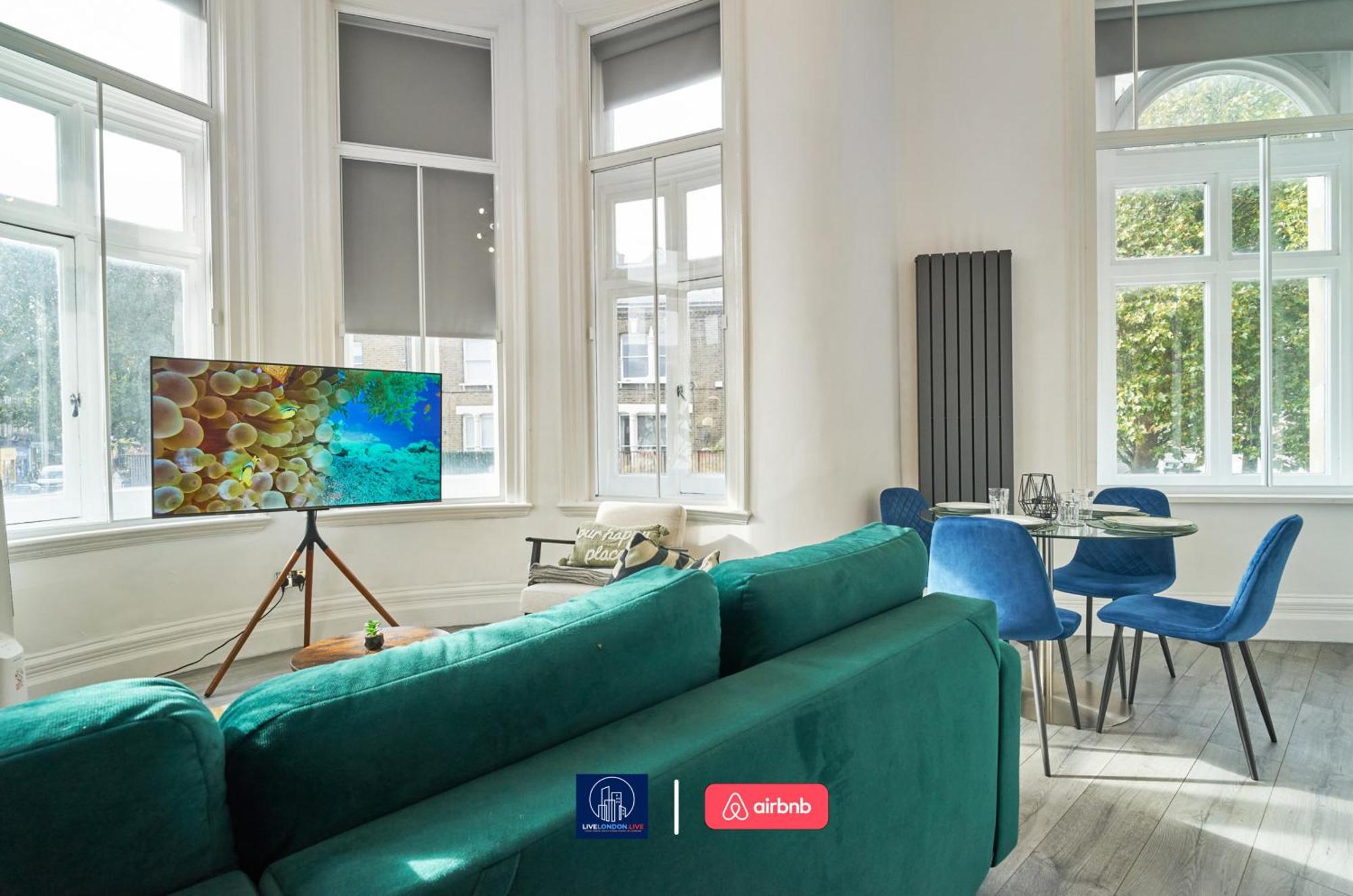 Last-Minute Specials L Sleeps Up To 4 Guests L One-Bedroom Apartment With King Bed And High Ceilings Near Camden By Live London Short Lets & Serviced Accommodation Екстер'єр фото